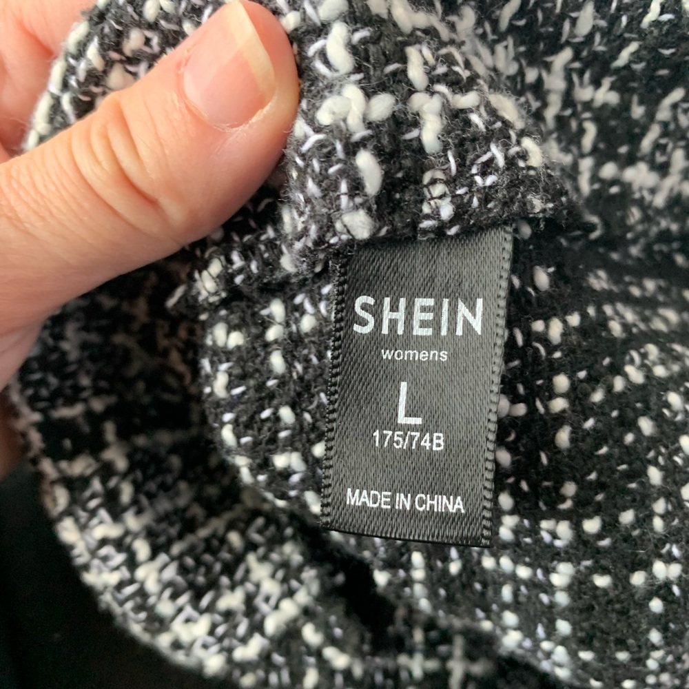 🎆🎇3for$9 Women’s SHEIN houndstooth mini skirt- L- black and white - Picture 4 of 5